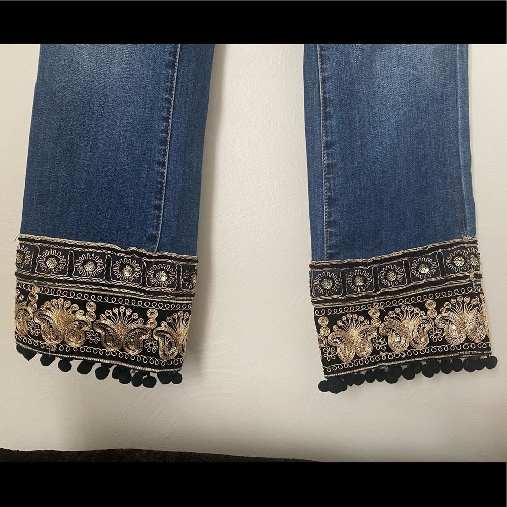 🎉HP🎉 BLANK-NYC Kickflare Denim Jeans - Picture 4 of 5